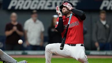 David Fry, beisbolista de Cleveland, sufrió fractura de nariz y faciales tras recibir pelotazo a 160 kilómetros por hora