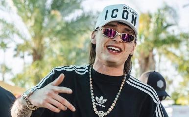 Peso Pluma es nombrado embajador de la Semana de la Moda en Nueva York