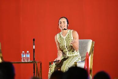 Inspira Valeria de la Torre con el tema 