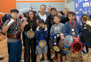 Reconoce Toño Astiazarán a talento hermosillense durante el Premio Municipal del Deporte 2025